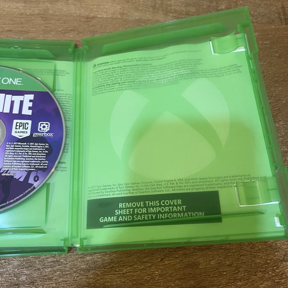 Fortnite Xbox One 2017 Original Physical Copy Purple Disc Case Artwork No Codes